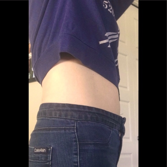 OBEY cropped sweatshirt - Picture 8 of 8